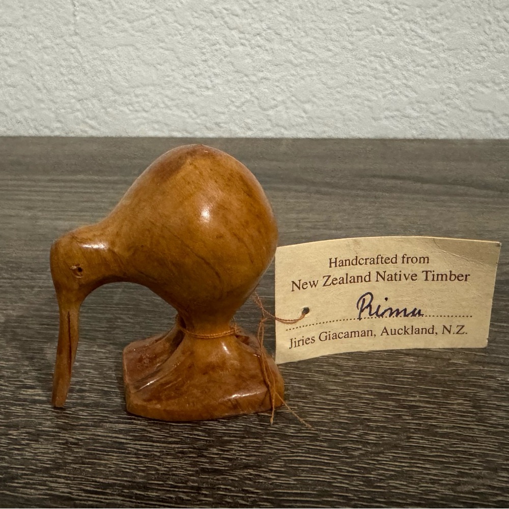 Vintage Handcrafted Kiwi Bird Figurine.
